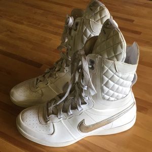 NIKE LEGEND S/S Hi Top Sneaker Vintage